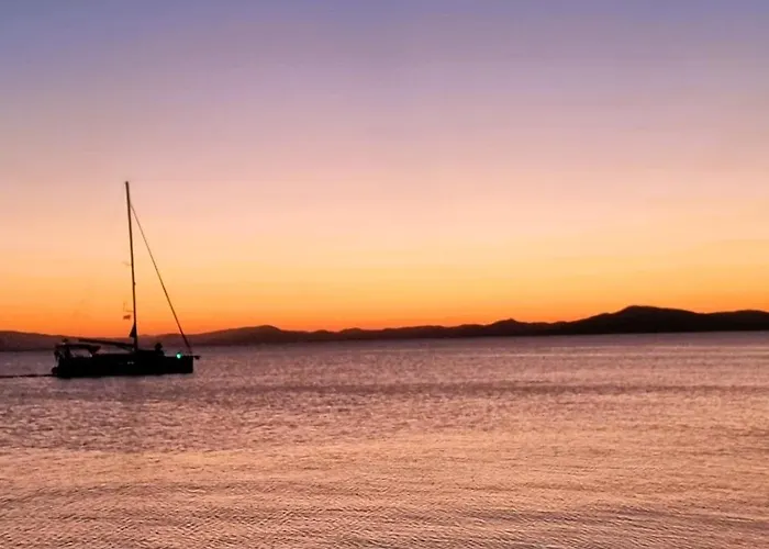 別荘 Armiriki Seafront House