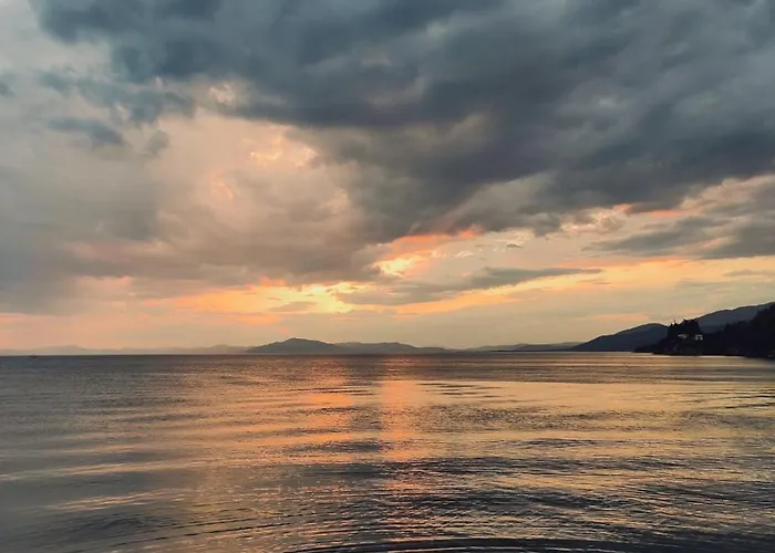 Armiriki Seafront House アフィソス