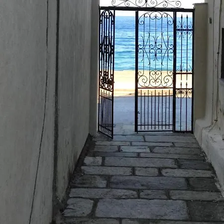 Hébergement de vacances Armiriki Seafront House Áfissos