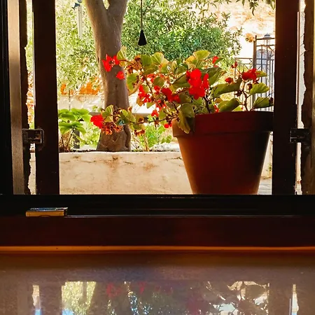 Armiriki Seafront House *